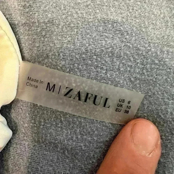 Zaful bikini Medium 1950s two-piece blue and white floral summertime pool beach - Picture 15 of 16